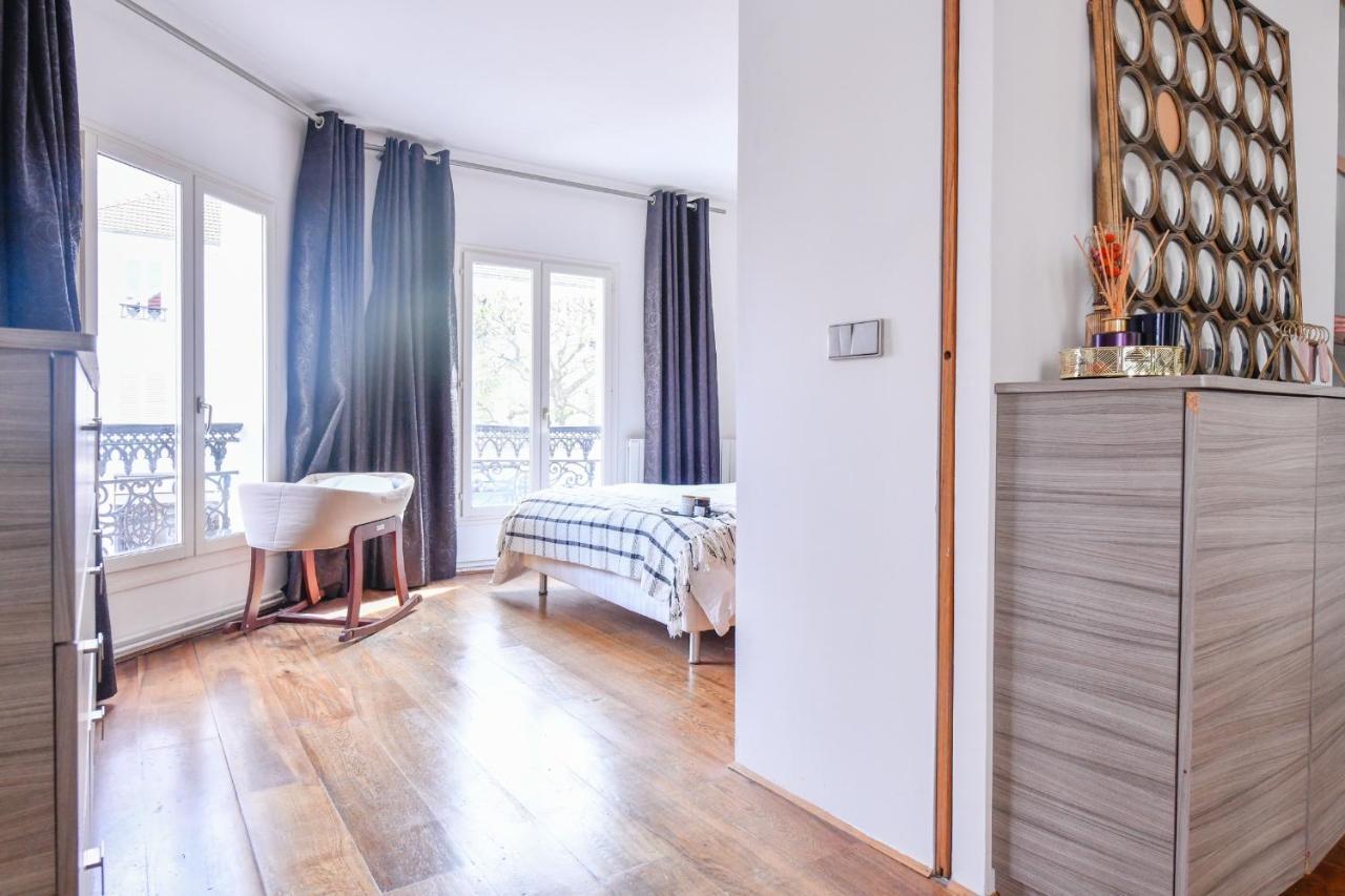 Loft Lumineux Hyper Centre Rer A 5 Min - Parking Gratuit *