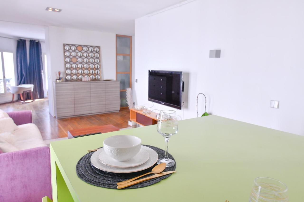 Apartment Loft Lumineux Hyper Centre Rer A 5 Min - Parking Gratuit *